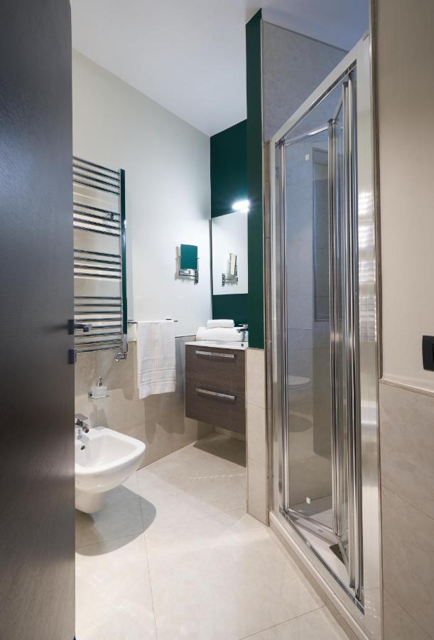 The One Napoli Luxury Apartment Exterior photo