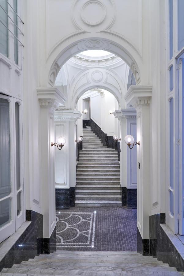 The One Napoli Luxury Apartment Exterior photo